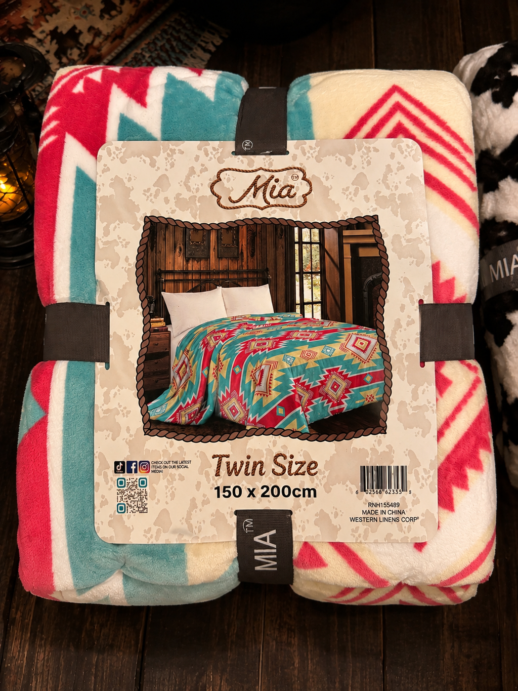 Mia pink Aztec Fleece blanket/comforter Twin Size