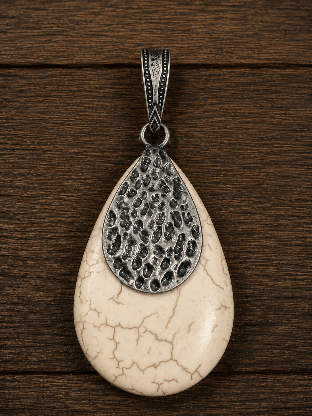 White Stone pendent