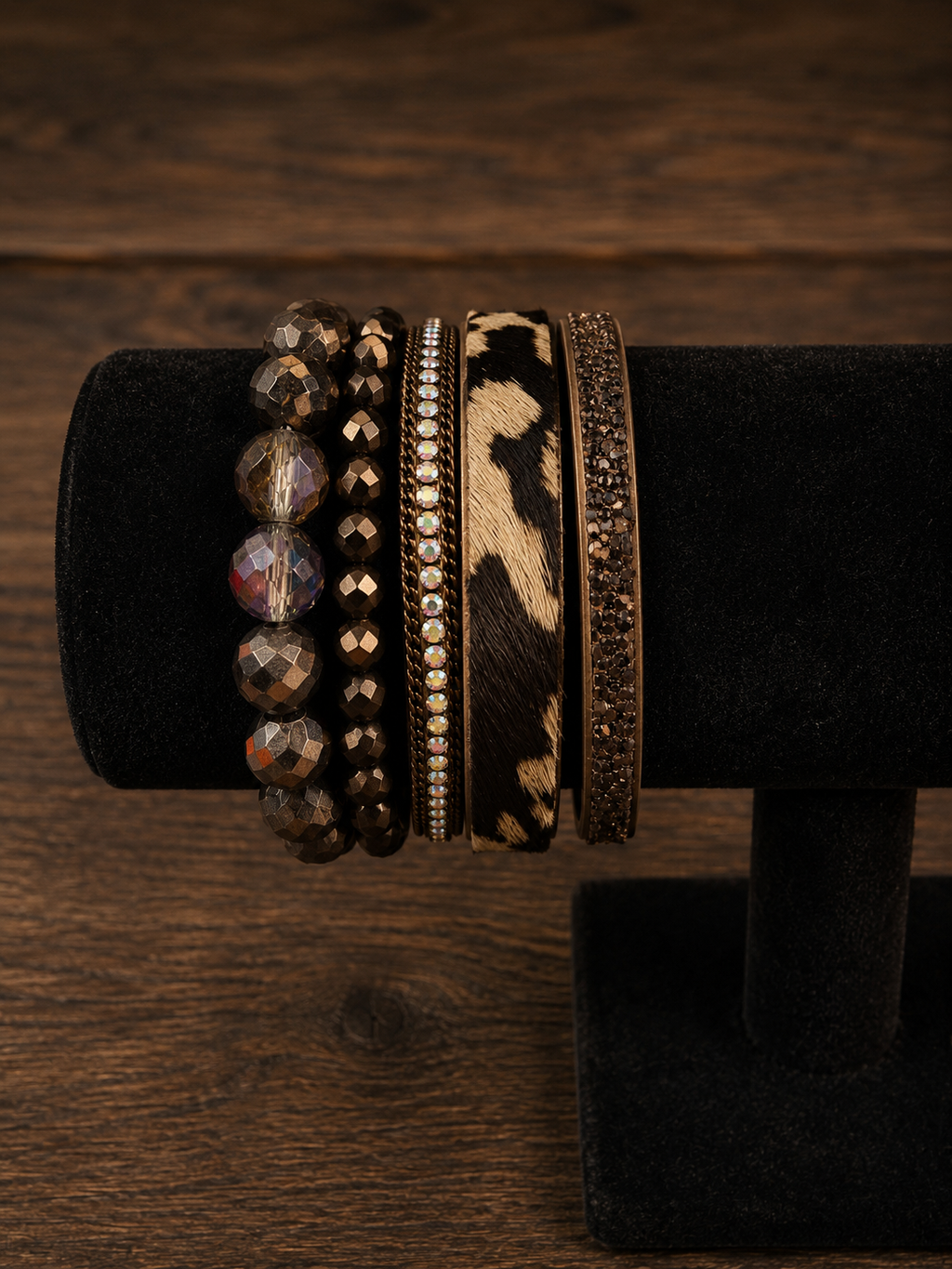 Magnetic bracelet stacks