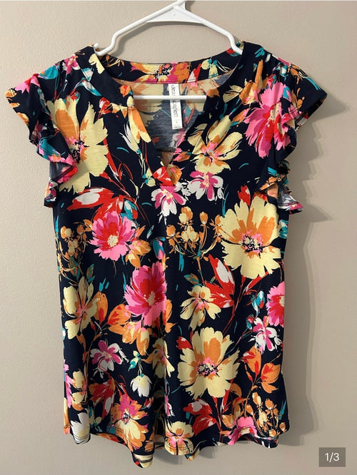 Dear Scarlett Navy Flutter Sleeve Floral Top