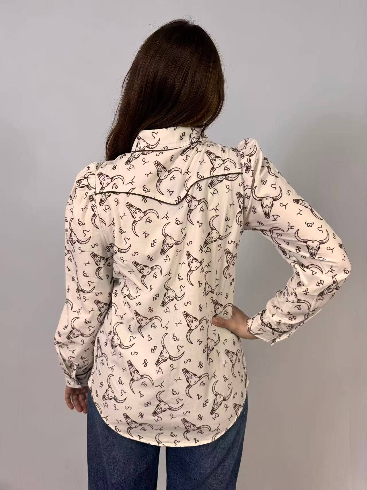 MK833 Branded Cow Skull Button Up LS Shirt: Cream / L