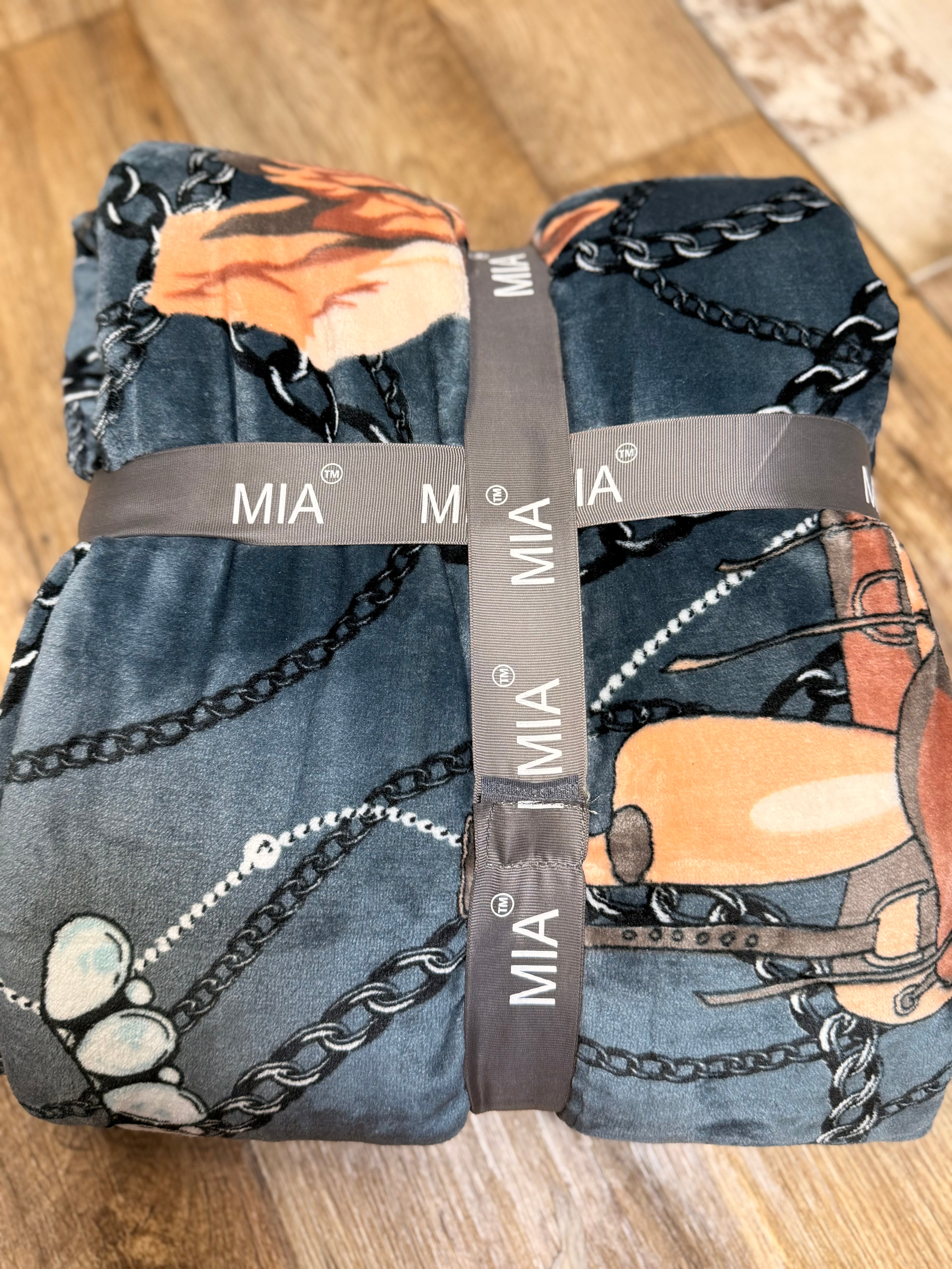 Mia Queen fleece blanket Horse