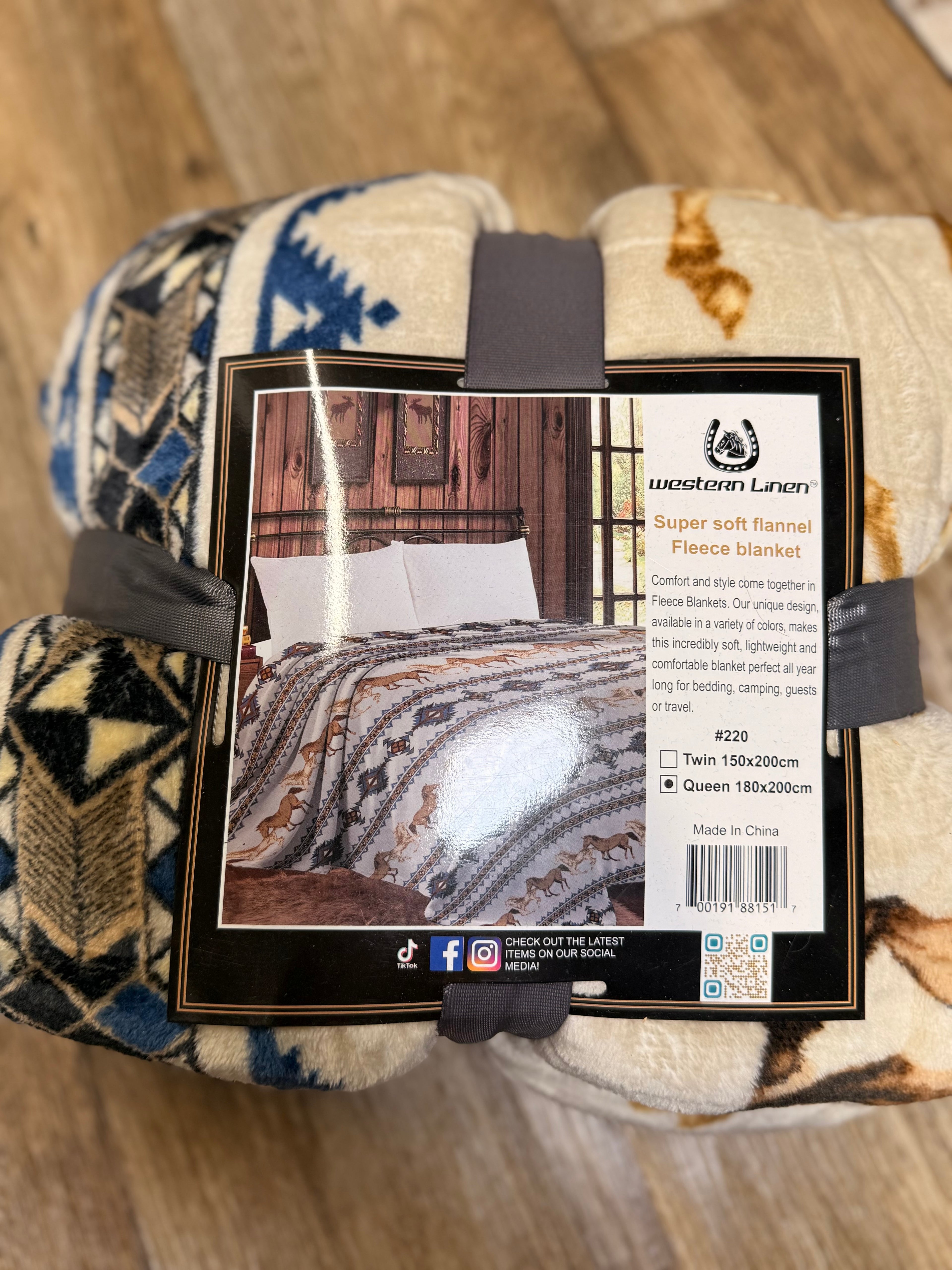 Western Linen Queen Throw Blanket Navy/horses/yellow