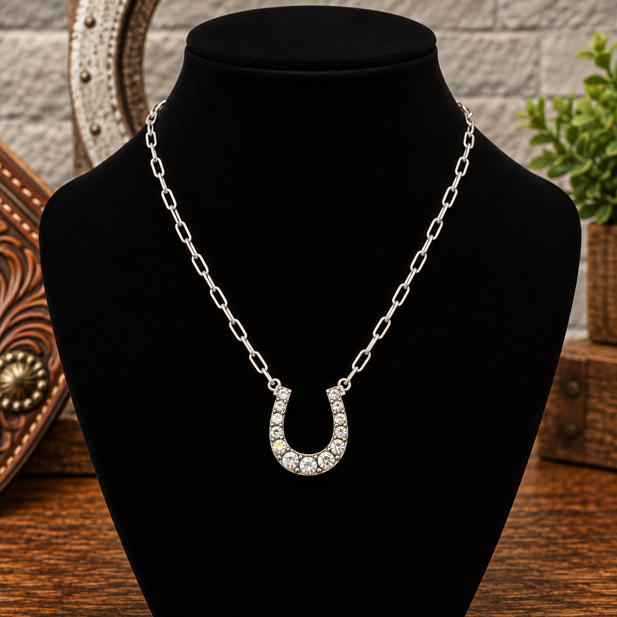 Rhinestone horseshoe necklace