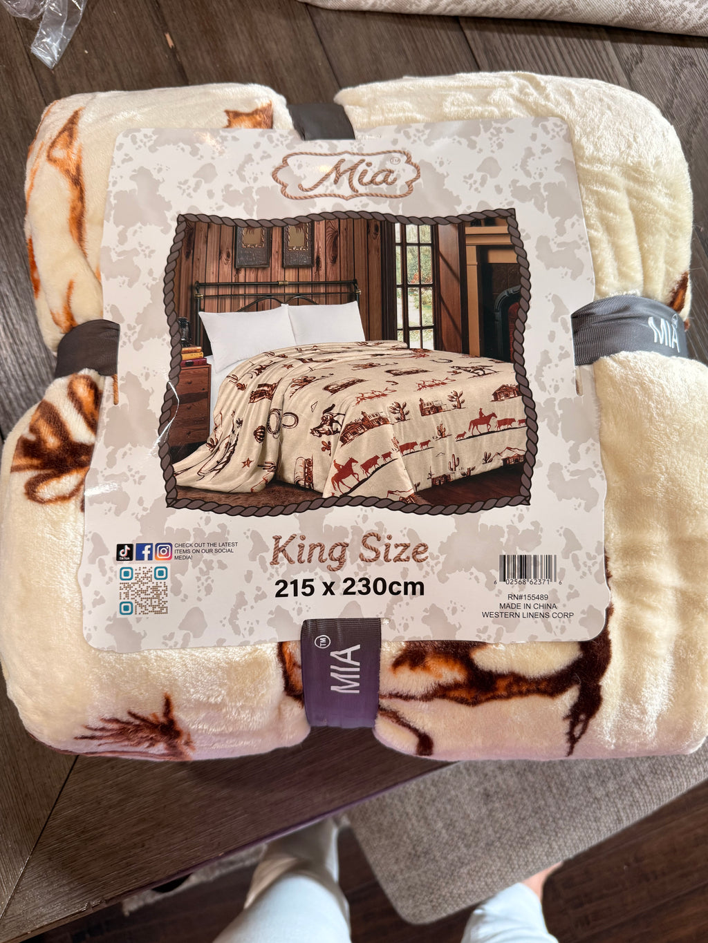 Mia Old West Fleece blanket/comforter King Size