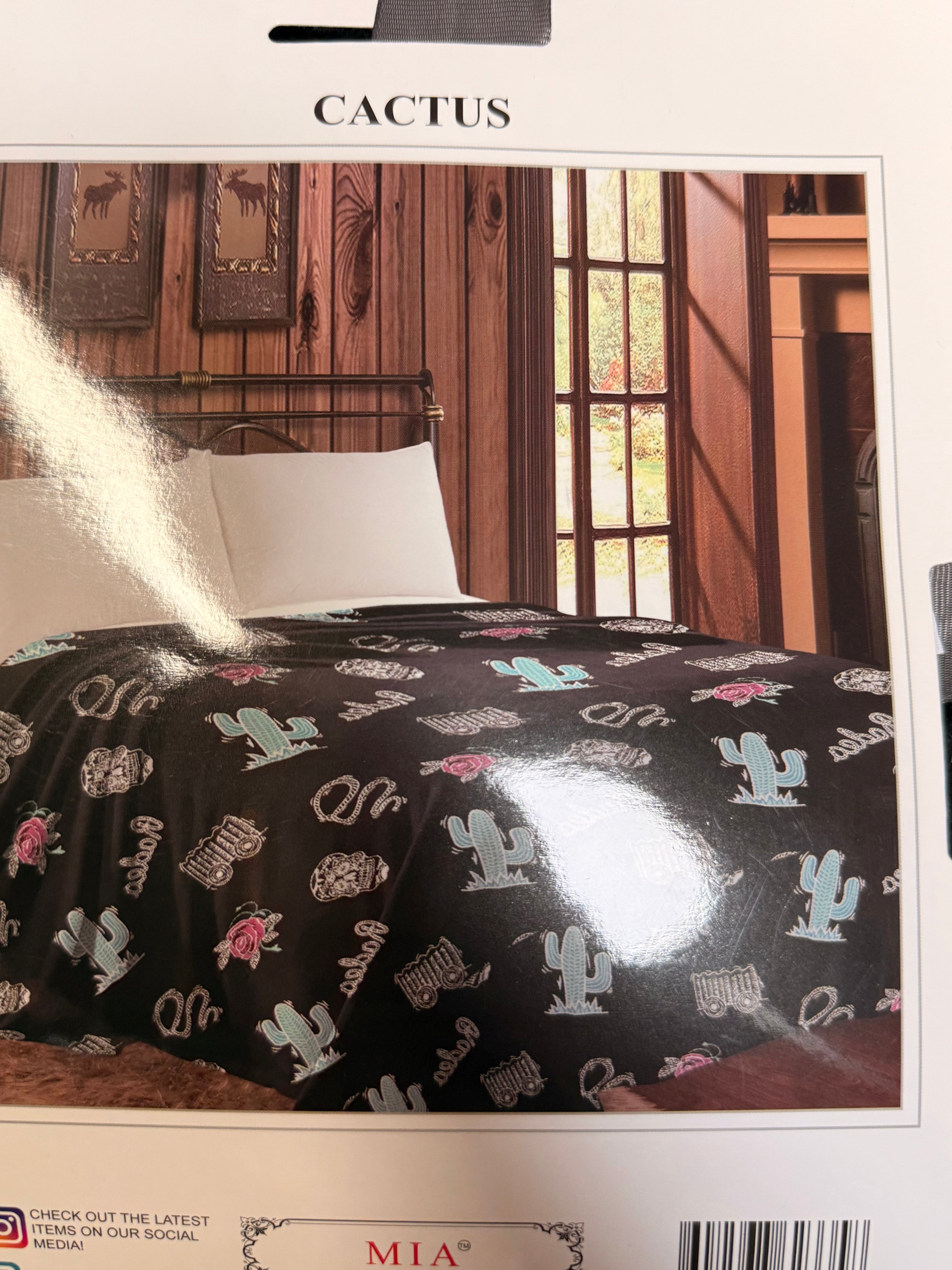 Mia Queen fleece blanket Cactus
