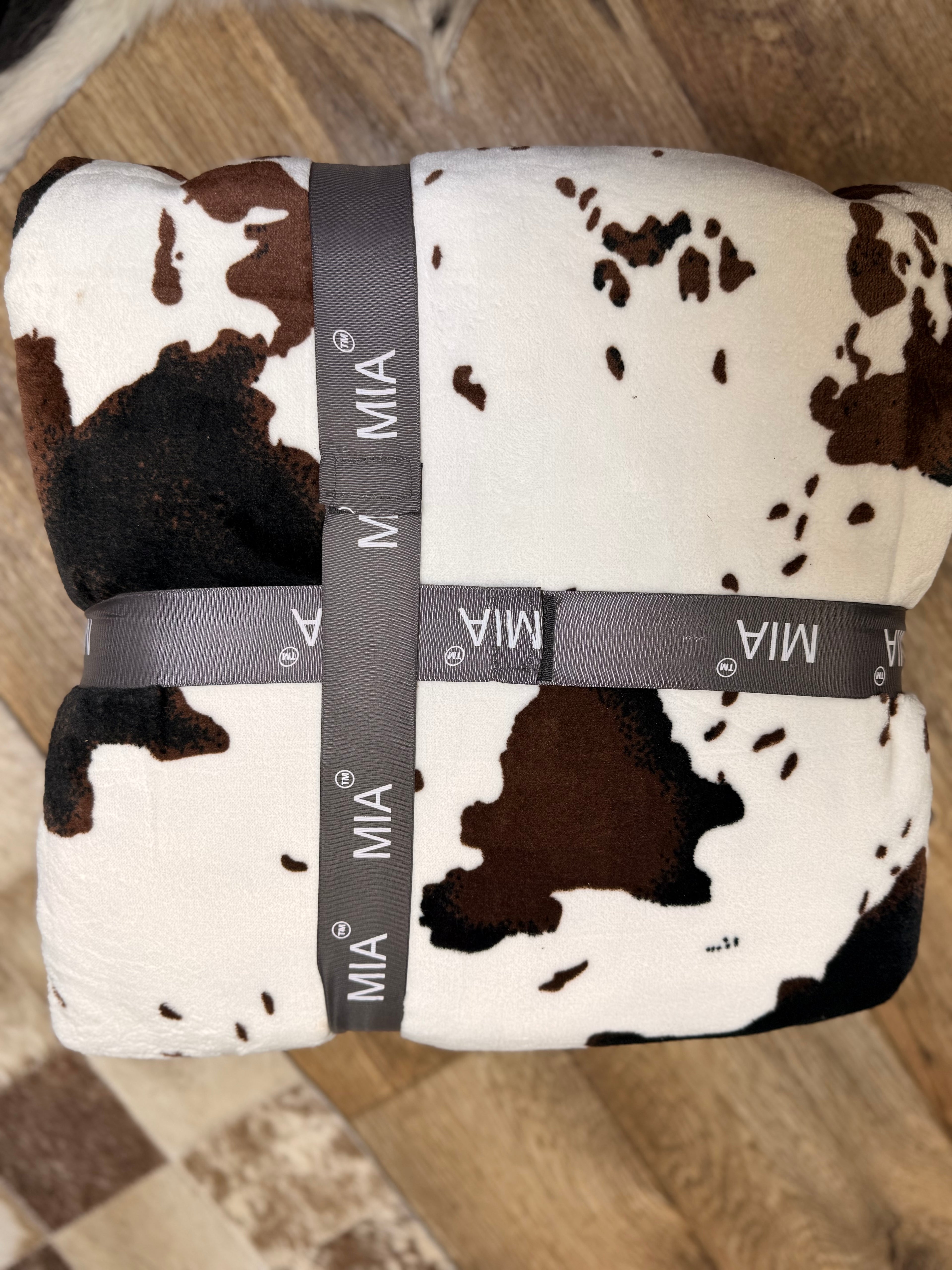 Mia King Cowprint Fleece Blanket