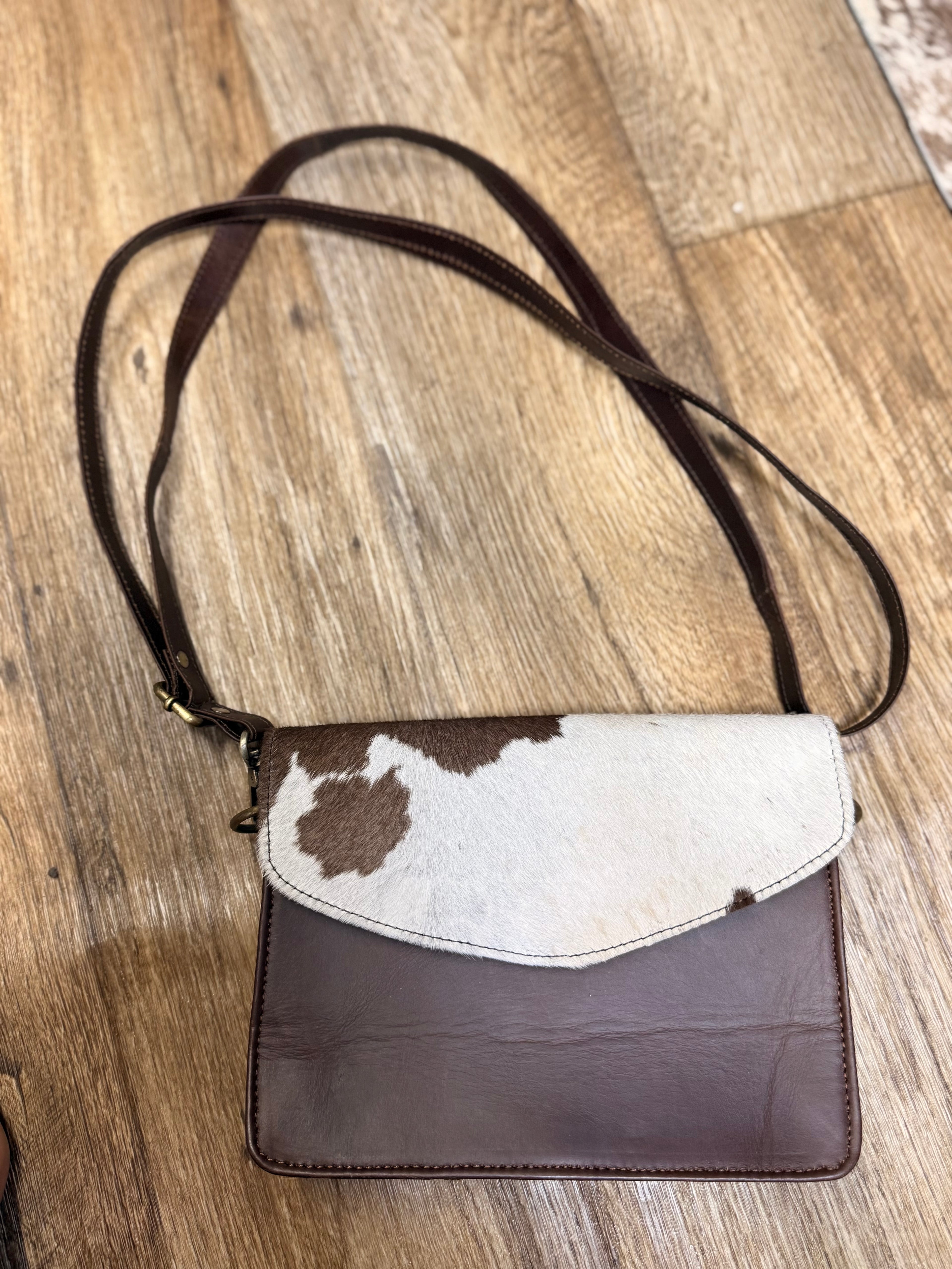 Cowhide Accordion Envelope Purse