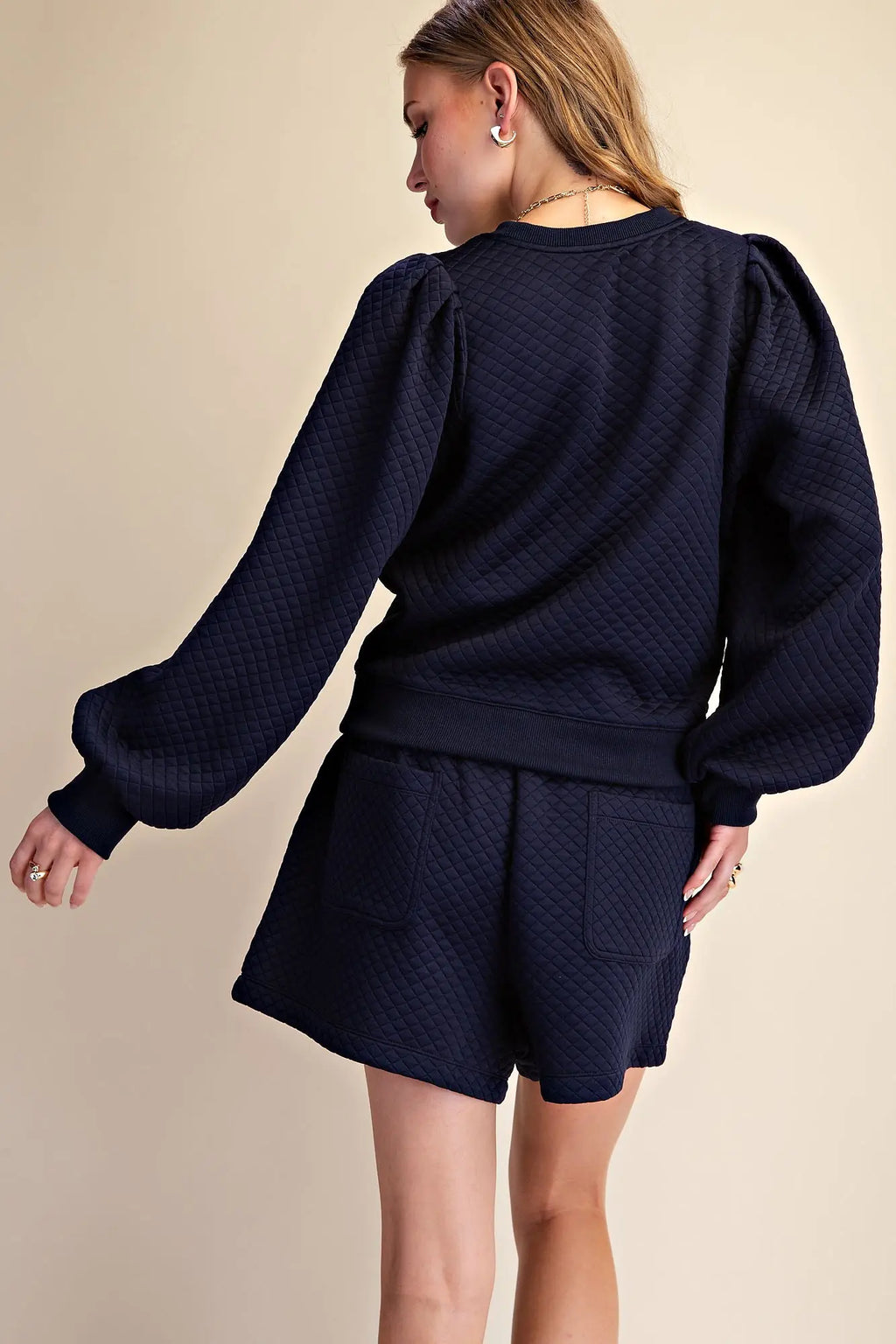 Glam Quilted Elastic Band Shorts