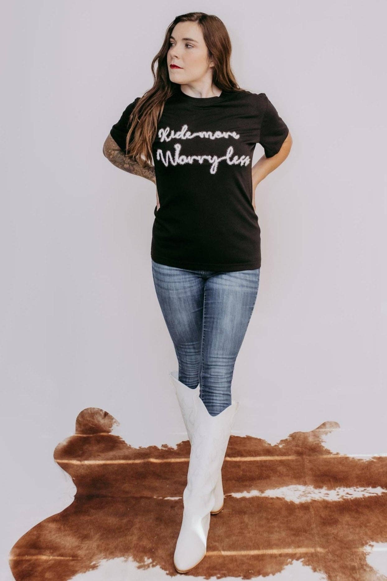 MK389 Tinsel Worry Less SL Tee - Black: Black / M